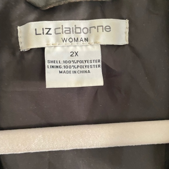2X Liz Claiborne Faux Leather Vest. - Picture 3 of 3